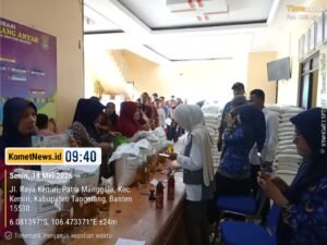 Pembagian Bantuan Pangan di Desa Karang Anyar Berjalan Lancar, 974 KPM Terima Beras dan Minyak Goreng