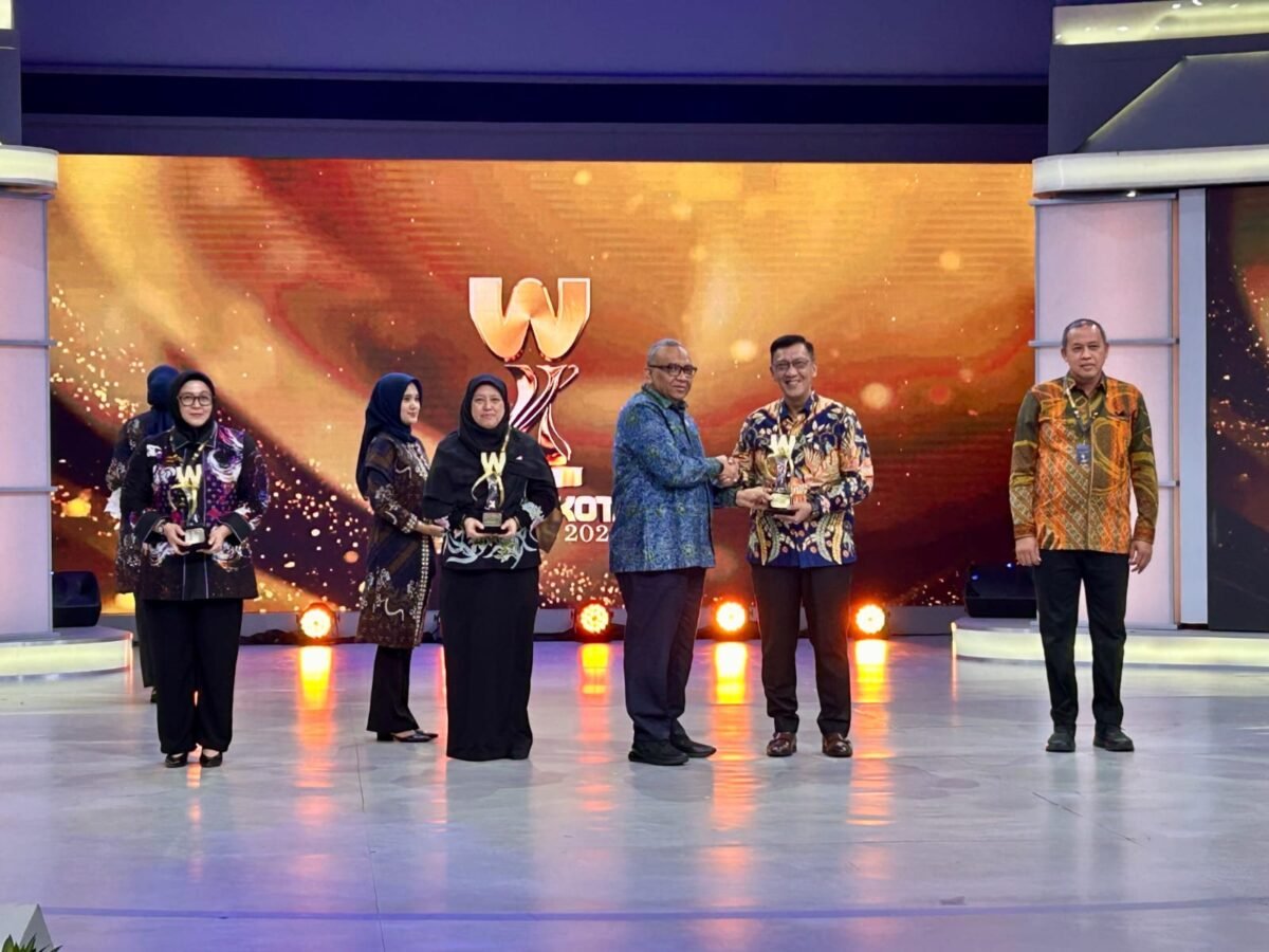 Wamenaker: Kepercayaan Publik Dibangun Melalui Pelayanan yang Cepat dan Transparan
