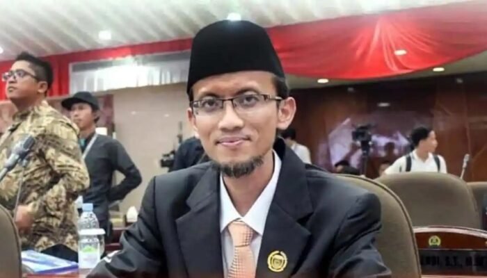 BREAKING! Wakil Ketua DPRD Kota Tangerang Buka Suara soal Pengadaan IFP Rp11,4 Miliar, Minta Konfirmasi ke Sekwan